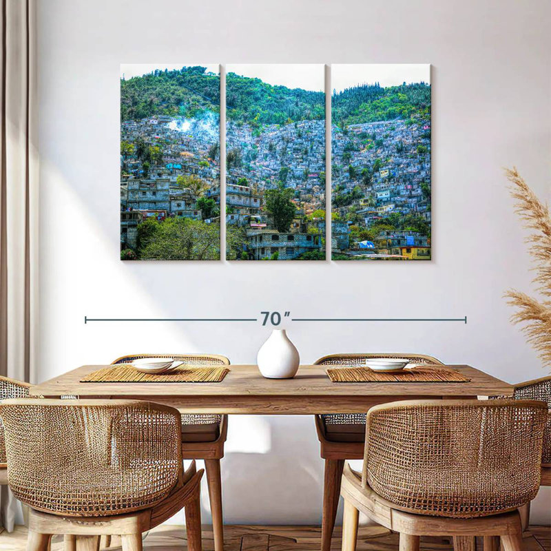Sebbie Port-Au-Prince Hillside Homes, H 36 po x l 57 po