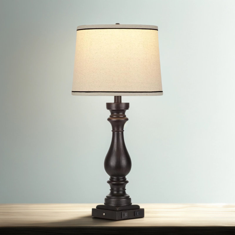 Lampe de table de ferme avec ports USB C / A et prise de courant, lampe de table de chevet à commande tactile à intensité variable à 3 voies pour le bureau de la chambre à coucher