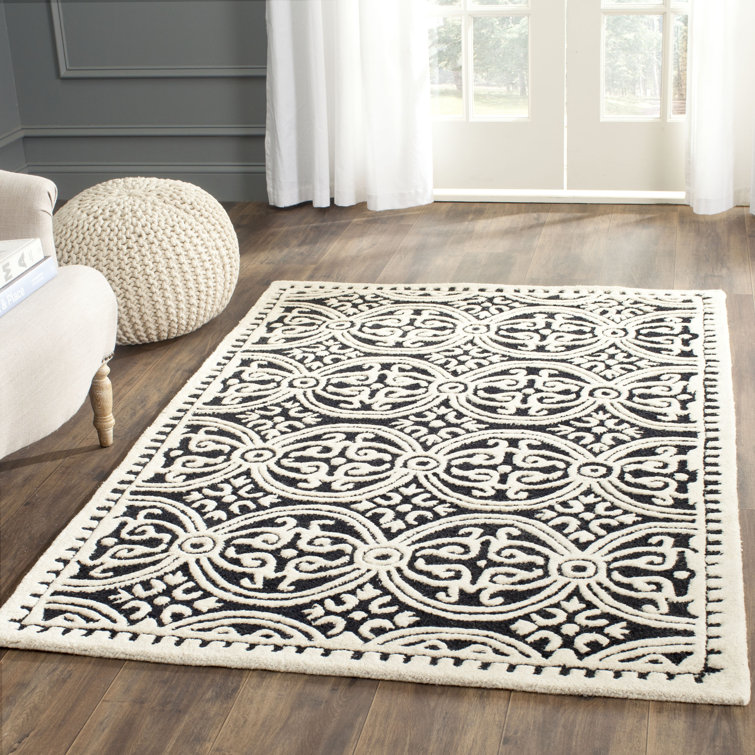 Julieta Geometric Wool Hand Woven Area Rug