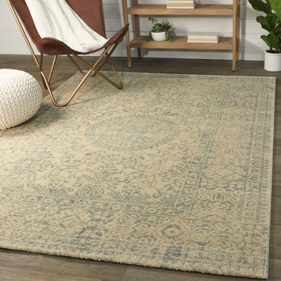 Yazan Indoor Rug
