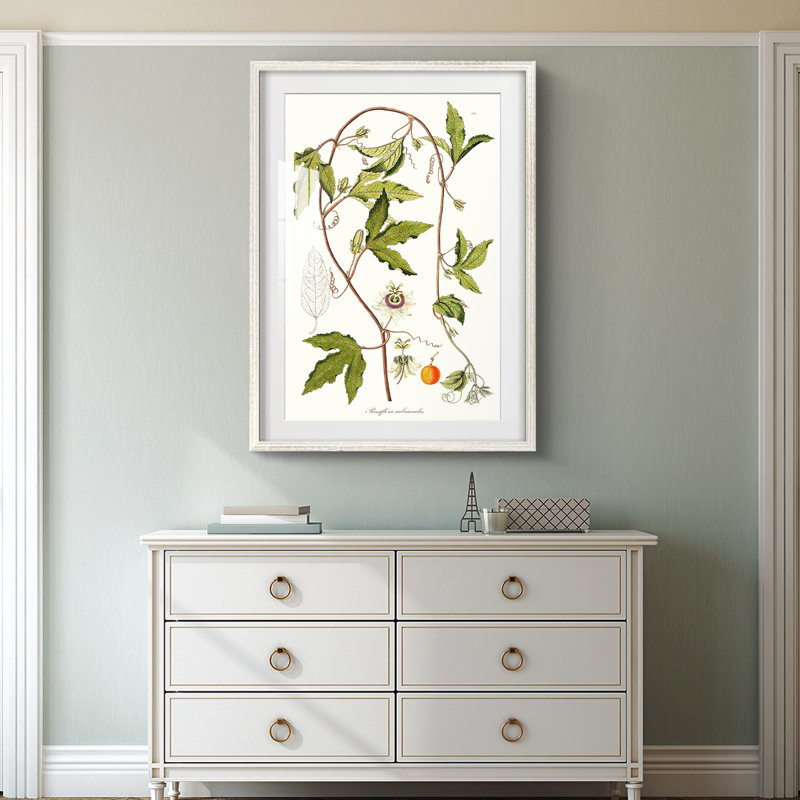 «Movie Time I» - Toile tendue avec châssis, H 28,5 po x l 20,5 po, Blanc