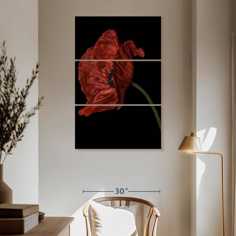 Harnek Curious Collections Poppy Red I, H 65 po x l 42 po
