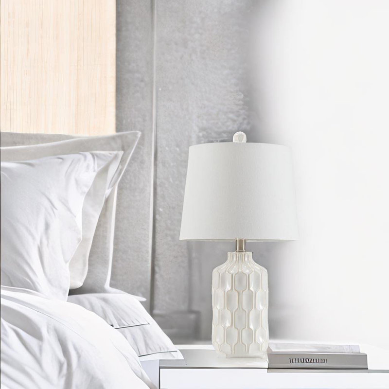 Kaysaan Ceramic Table Lamp