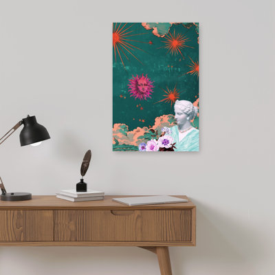 Affiche murale représentant une déesse du soleil dans un paysage floral céleste, onirique et mystique.