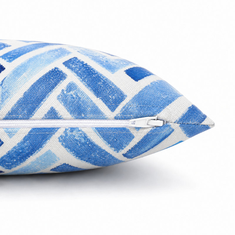 Housses de coussin d'intérieur / d'extérieur carrées l 18 po x L 18 po, Light Blue Herringbone