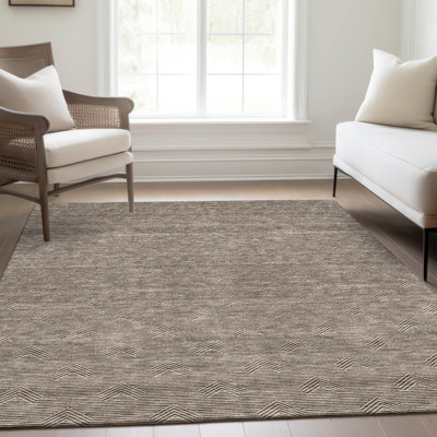 Tapis brun Prisco lavable à la machine de qualité supérieure