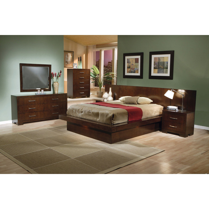 Ensemble de chambre à coucher Hafina en cappuccino, Très grand, 5 pièces : Lit, 2 tables de chevet, commode, miro