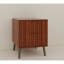 Élégante table de chevet à 2 tiroirs, en bois d'ingénierie, brun café, pour table de chevet d'organisation de chambre à coucher avec amplement de rangement, ton brun, compagnon