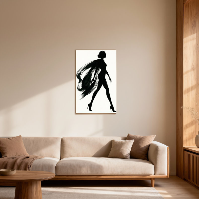 Silhouette abstraite femme marchant avec une cape qui coule, H 18 po x l 12 po