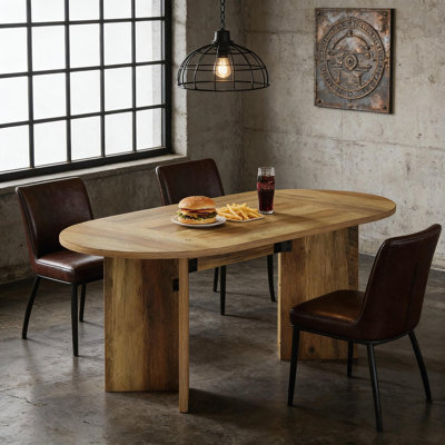 Table de cuisine ovale d'inspiration campagnarde