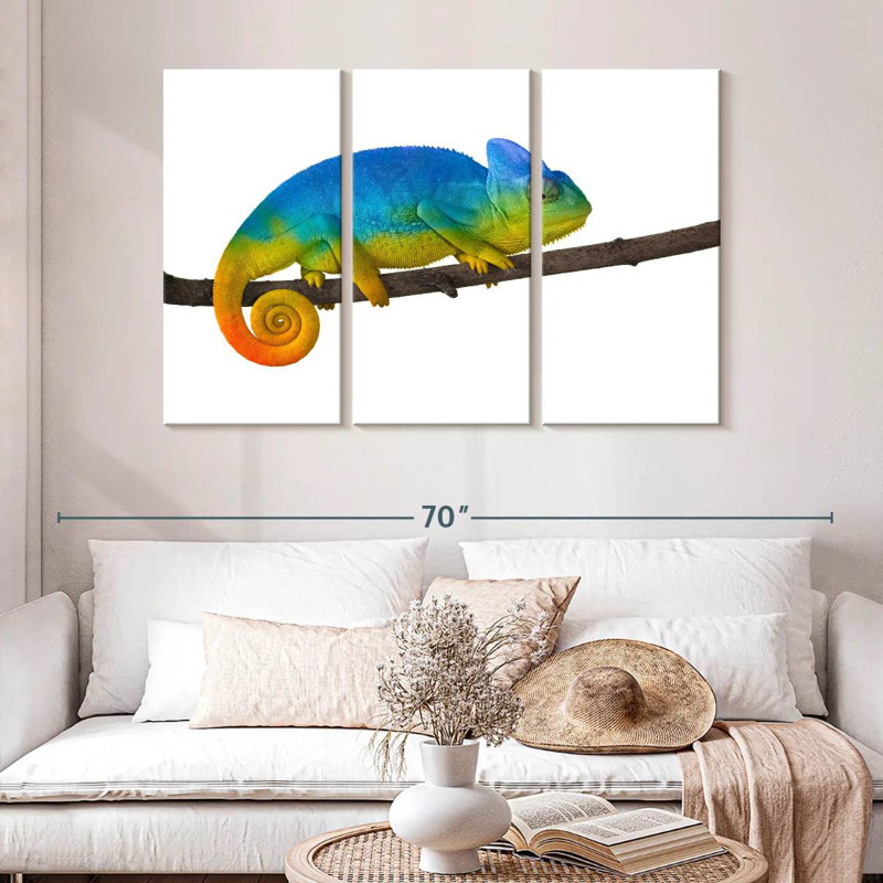 Brampt Vibrant Blue Chameleon, 20" H x 33" W