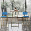 Ensemble de table et chaises de bar, ensemble de trois pièces, structure dorée, coussins et dossiers de siège en éponge, table de bar avec fonction de rangement (plateau de table doré + brun + coussin bleu)