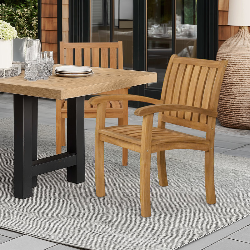 Chaise de patio d'extérieur en teck avec accoudoirs Constance