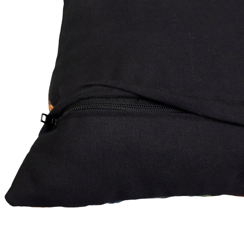 Housse de coussin carrée décorative 18 po x 18 po BRIGHT BOUQUET Linum Home Textiles®