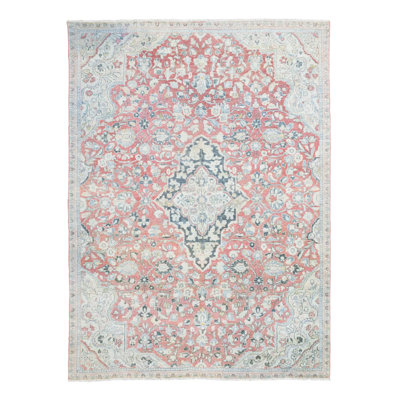 Tapis rouge à motif oriental Oistan