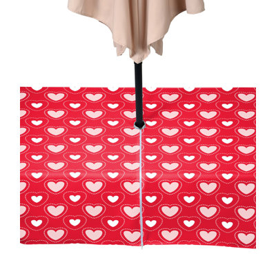 Sirois Hearts in Stitches Water Repellent Tablecloth