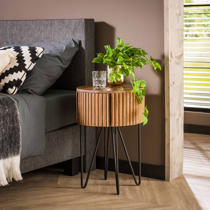 Hooli 40cm W Steel Bedside Table