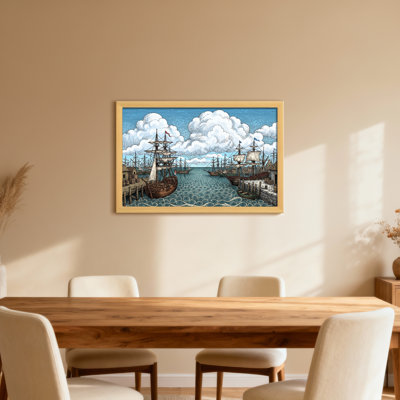 Port historique avec voiliers et nuages