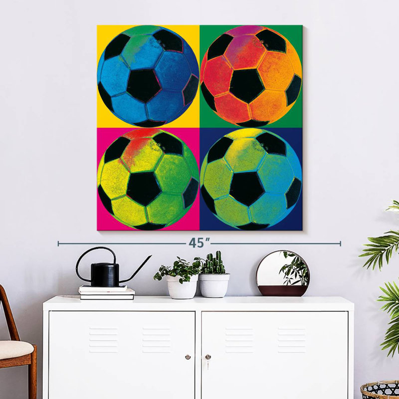 Ballon de soccer II, H 33 po x l 33 po