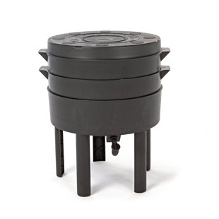 15 Gallons Plastic Odor Resistant Worm Bin with Latching Lid