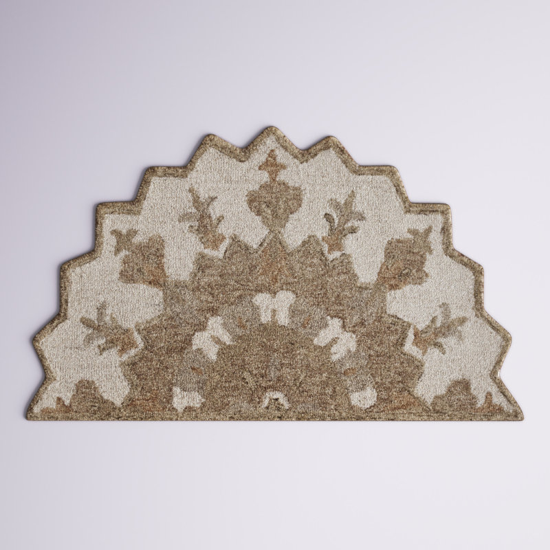Coulombe Looped / Hooked Wool Indoor Rug, Half Circle 2'3" x 3'10"