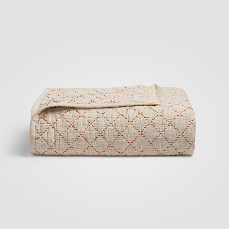 Diamond Stitch Quilted Bedspread, King