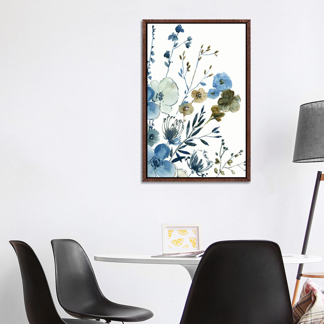 Blue Blossoming Garden I von Asia Jensen - Galerie-verpackte Leinwand Giclée auf Leinwand