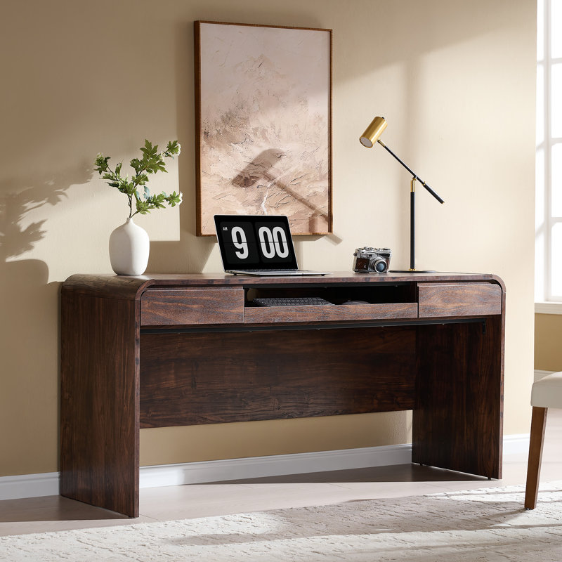 Bureau d'ordinateur moderne Maud de 63 po avec 2 tiroirs de rangement, bureau d'écriture avec plateau pour clavier et prise de courant pour bureau à domicile Maud