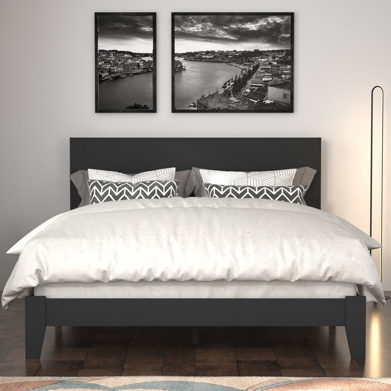 Lit plateforme avec tête de lit Allyannah, Noir, Grand