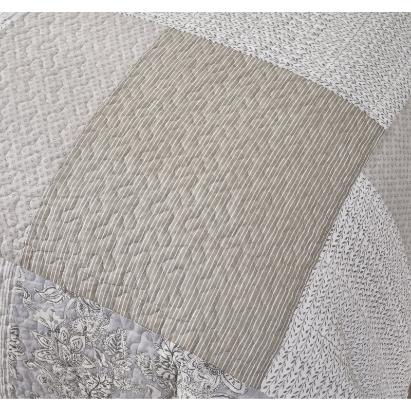 Quinn Cotton Patchwork Reversible Quilt Set, Queen Quilt + 2 Standard Shams