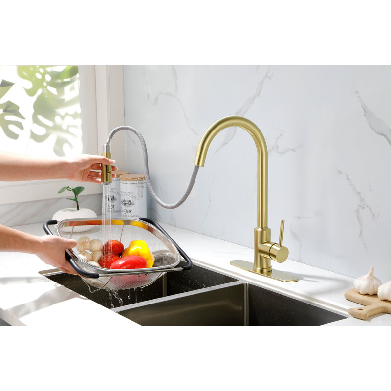 Kitchen Faucet With Pull Down Sprayer, Gold