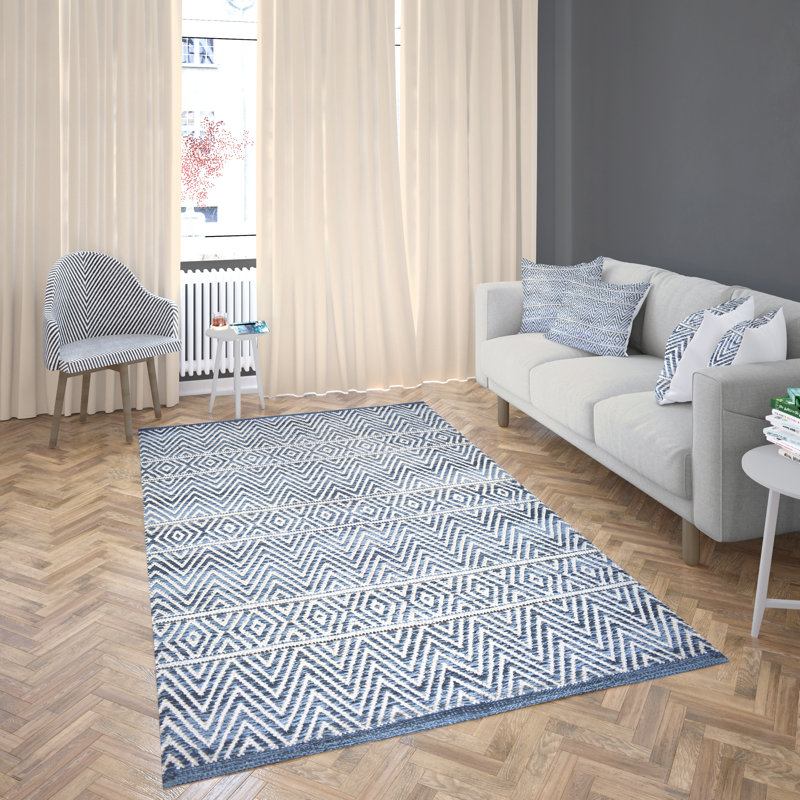 Shannock Cotton Chevron Indoor Rug, Rectangle 5' x 7'6"