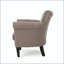 Fauteuil club avec garniture cloutée, accoudoirs roulés et pieds en bouleau-131539372