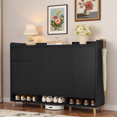 Armoire à chaussures contemporaine avec tablettes réglables, compartiments ouverts et tiroir