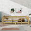 Lit simple au sol de style Montessori avec protecteurs, lit en bois avec lattes et conception fermée-233911072