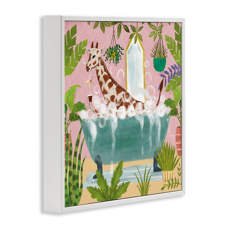 Girafe, l'heure du bain, estampe numérique par Farida Zaman, Estampe numérique encadrée blanc bord de mer, H 17 po x l 17 po