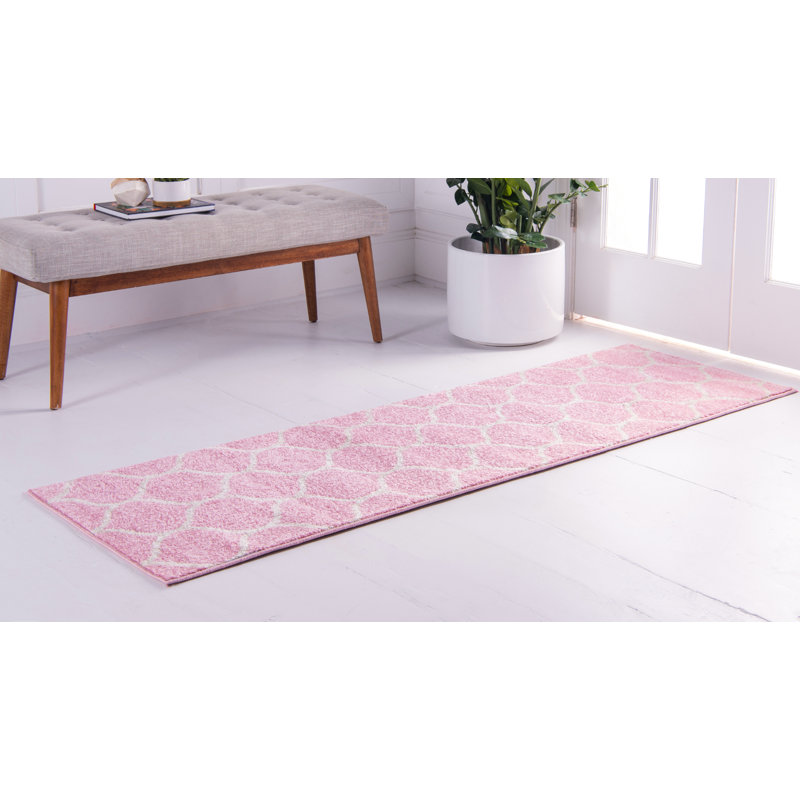 Tapis géométrique Llanet, Tapis de couloir 2 pi x 6 pi 1 po, Rose