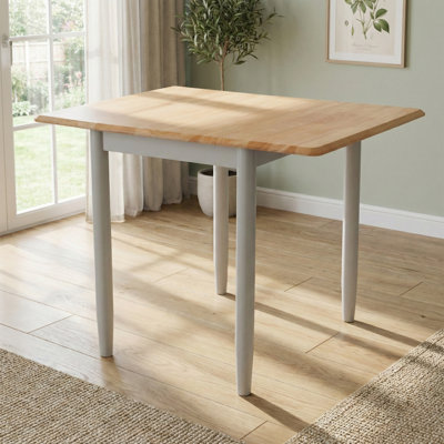 Deerfiled Solid Oak Dining Table