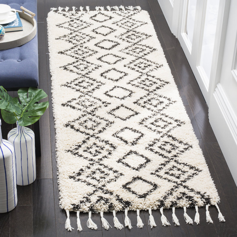 Caldwell Performance Geometric Rug, Runner 2'3" x 7'
