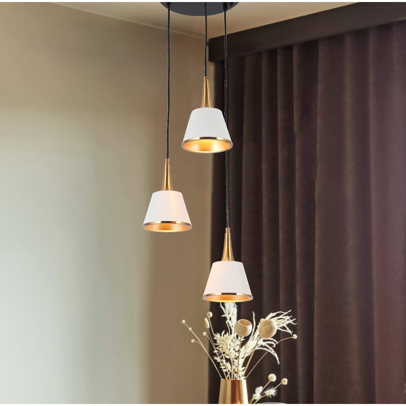 Luminaire suspendu linéaire à 3 lumières pour îlot de cuisine Kennesaw