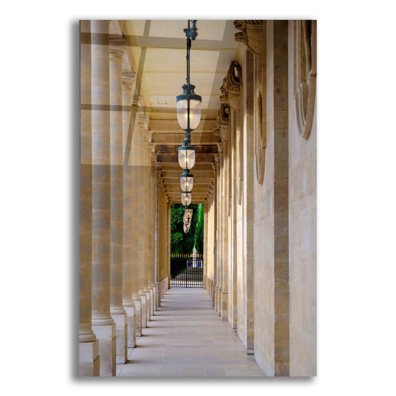 "Paris - Palais Royal Corridor" par Epic Portfolio, H 16 po x l 12 po x P 0,13 po