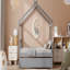 Lit simple, maison en bois avec lit gigogne-1697039489
