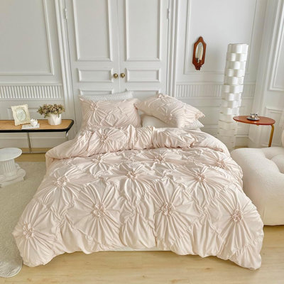 Nayoroom Rustic French Style Textured Flower Pinch Pleated Duvet Cover Set Solid Luxury Bedding Sets