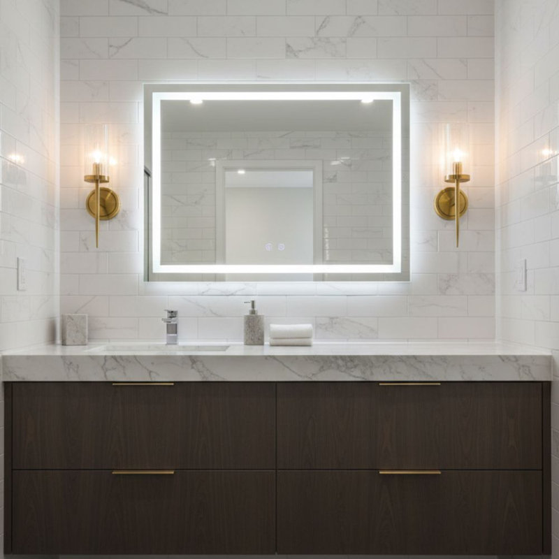 Transitional 1 Light Gold Wall Sconce, 15.7" H x 3.1" W x 6" D