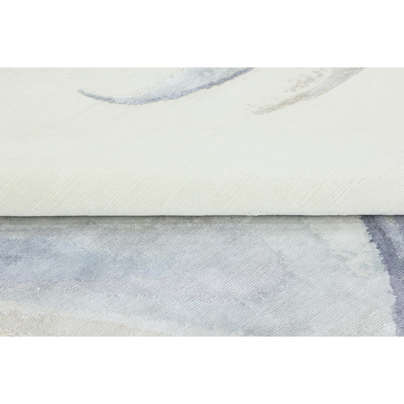 Hand Knotted Abstract Area Rug in White/Silver, Rectangle 5' x 8'