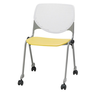 Chaise empilable en poly sans accoudoirs Kool