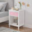 Table de chevet moderne minimaliste avec un tiroir et une tablette-153880672