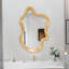 Miroir mural 33,46 "x 22,24" de forme irrégulière avec cadre en bois naturel