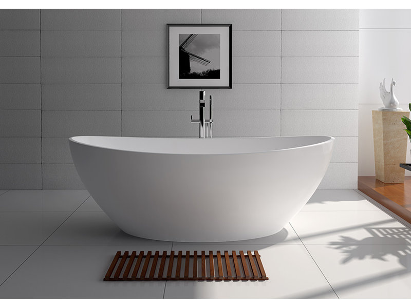 63" x 31.5" Freestanding Soaking Bathtub