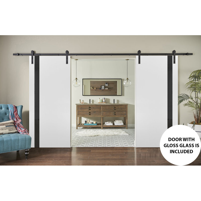 Portes de grange intérieures robustes en bois givré avec ensemble de quincaillerie Planum, 56 po x 80 po, Soie blanche / noir